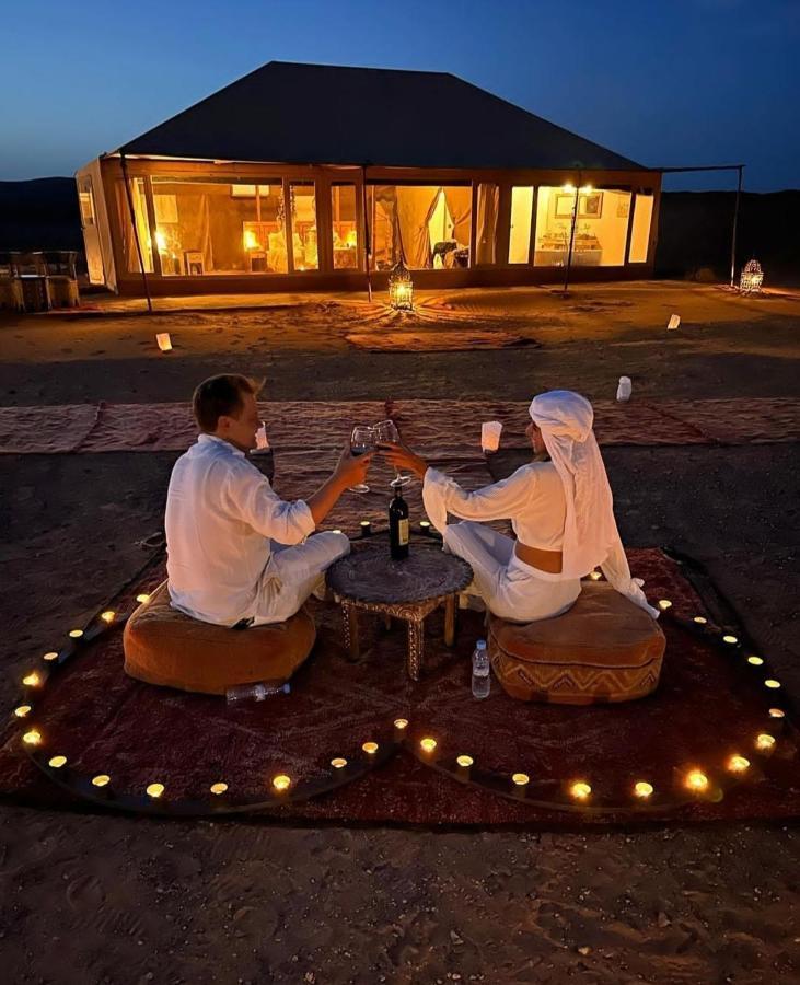 Sahara Luxury Glamping Hotel Мерцуга Екстериор снимка