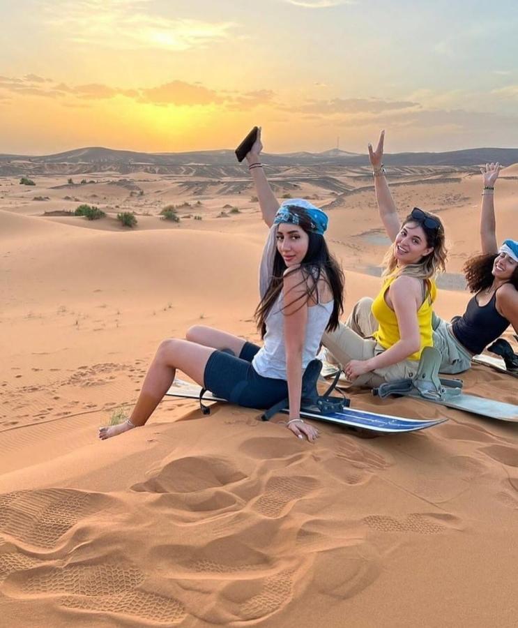 Sahara Luxury Glamping Hotel Мерцуга Екстериор снимка